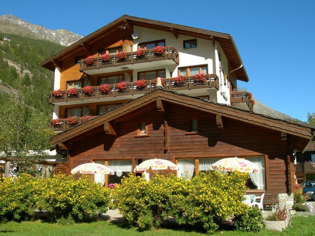 Hotel Adler Saas-Grund Εξωτερικό φωτογραφία