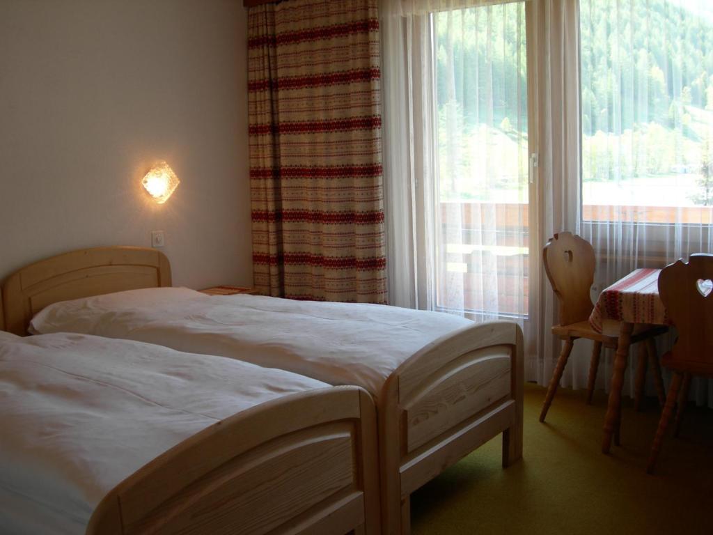 Hotel Adler Saas-Grund Δωμάτιο φωτογραφία